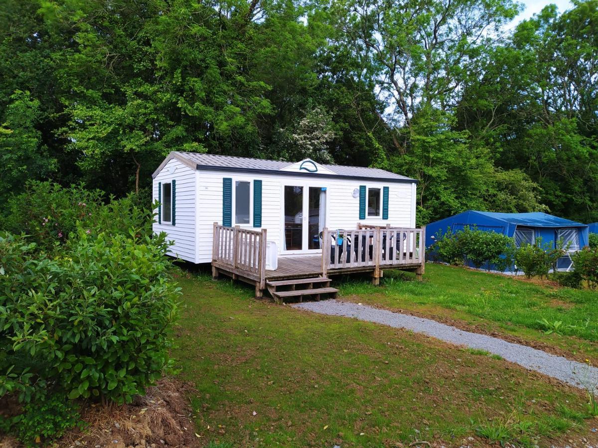 Hebergements Camping "Les Pieds Dans L'Eau" Crozon Exteriör bild